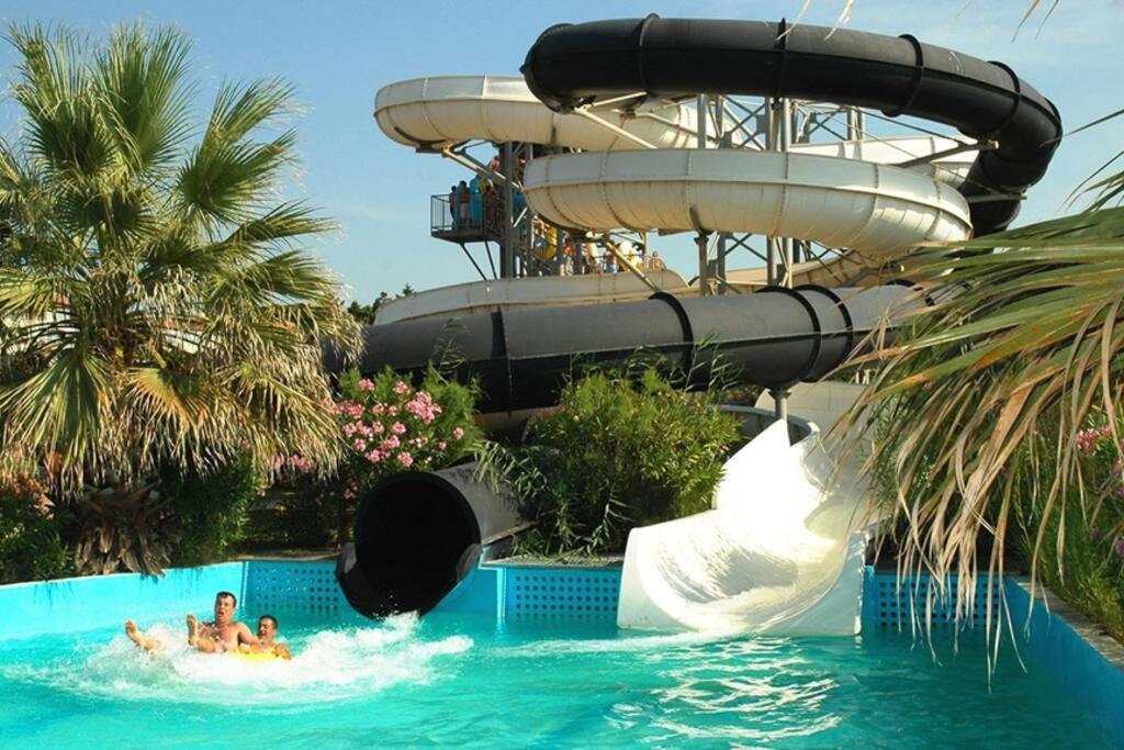 Joli studio rénové avec WIFI parking piscine Agde Extérieur photo